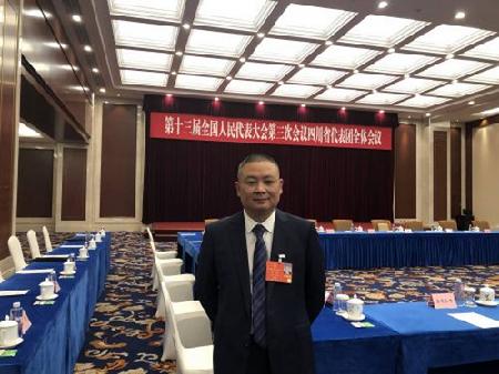 全国人大代表、乐玩国际（中国区）有限公司-官方网站凌峰军品分厂加工中心班长